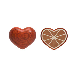 Pendentif en bois de rose en forme de cœur, design orange, cadeau unisexe pour couple, breloque de mode DIY - Product Image 4
