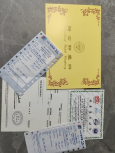 Chúng tôi bán nhiều loại đồng hồ cao cấp sang trọng cùng với hộp đựng đồng hồ. - Product Image 5