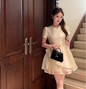 Gaun Pesta Tulle Pendek Model Kerah Mutiara Asimetris dengan Pinggang Teratur dari OUDINA Wholesale untuk Wanita - Product Image 3