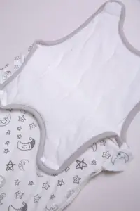 寝袋OEM工場カラフル新生児用睡眠袋0 ~ 12m斬新デザイン低価格
