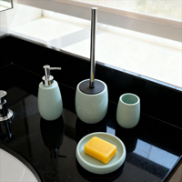 Ensemble d'accessoires de salle de bain en résine effet marbre vert menthe, comprenant un distributeur de savon, un porte-brosse WC, un gobelet et une porte-savon