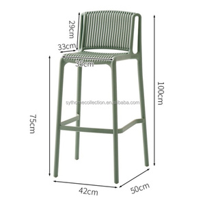 Chaise de bar confortable à dossier à lattes SYT en promotion pour bar à cocktails, chaises de bar faciles à nettoyer pour salon de type speakeasy - Product Image 2