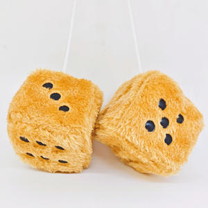 Chanceux 7.5cm cheveux longs estampage à chaud dés Super doux en peluche Cube pendentif rétroviseur suspendu écran voiture désodorisant PP coton - Product Image 5