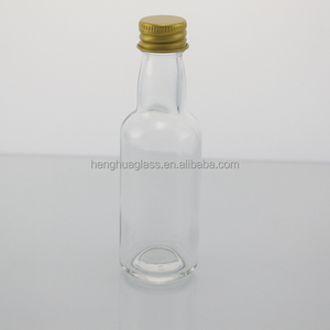 Vente en gros Mini petite bouteille de whisky en verre vide de 50ml whisky écossais irlandais vodka gin spiritueux bouteille en verre de liqueur avec bouchons à vis - Product Image 3