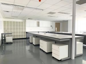 طاولة عمل قياسية لمختبرات متنقلة مع محطة عمل معملية مع شمع - Product Image 5