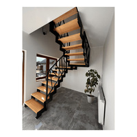 Escalier en zigzag moderne en acier, escalier à poutre en Z, escalier en bois, escalier en métal