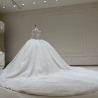 Robe de mariée Jancember XX86 scintillante à épaules dénudées avec cristaux et jupe bouffante
