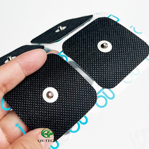 Électrodes adhésives réutilisables noires 5x5cm compatibles avec les appareils <span class=keywords><strong>Compex</strong></span> Easy <span class=keywords><strong>Snap</strong></span> TENS EMS - Product Image 1