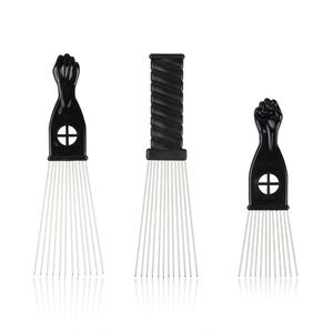 หวีโลหะสีดำแบบ Afro Comb ทนความร้อน พร้อมก้านสแตนเลส ด้ามจับพลาสติก ซี่หวีกว้าง สำหรับจัดแต่งทรงผม รับทำโลโก้ตามสั่ง - Product Image 4