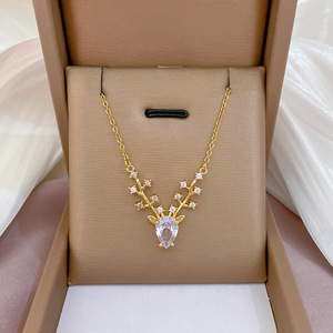 Collar de alce con cabeza de ciervo de cristal para mujer, Gargantilla, colgante, joyería - Product Image 2