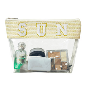 Nueva bolsa de maquillaje impermeable de PVC transparente, bolsa de almacenamiento creativa multifuncional de viaje con letras bordadas de felpa - Product Image 3