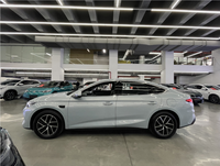 BYD Qin L 2025 DM-i Version Conduite Intelligente Hybride Automatique R17 Noir Vitesse Maximale 180 km/h Batterie LFP Voiture Électrique Sûre