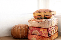 Pouf de sol traditionnel marocain fait main en kilim |   Tapis ottoman vintage |   Décoration d'intérieur douce et écologique |   Utilisation en entrepôt ou en chambre |