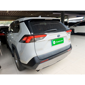 Voiture d'occasion Guazi - Toyota <span class=keywords><strong>RAV4</strong></span> <span class=keywords><strong>2021</strong></span> - Livraison à temps - <span class=keywords><strong>Hybride</strong></span> à recharge automatique - SUV automatique - Conduite à gauche - Pour les acheteurs de SUV hybrides économiques en carburant - Product Image 3