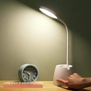 מנורת שולחן נשלפת <span class=keywords><strong>USB</strong></span> לטעינה עבור ילד חדר שינה לבן חם הגנה מפני אור מנורת אלומיניום מינימליסטית - Product Image 4