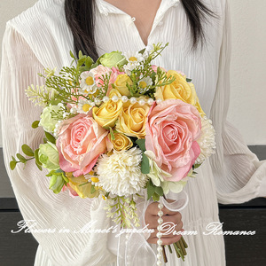 Ramo de Novia Original de Monet, Hecho a Mano con Flores Artificiales de Seda, Rosas de Alta Gama con Bordes Quemados, Ramo de Flores para Decoración - Product Image 4