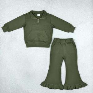 Ensemble sweat-shirt et pantalon cloche en coton biologique et élasthanne pour petites filles, style vacances, collection Trendyism Boutique, tenue décontractée douce - Product Image 4