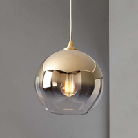 Lámpara Colgante LED Nórdica Moderna y Sencilla con Bola de Cristal Dorada, Altura Ajustable, Luz Blanca Cálida, Ideal para Dormitorios y Restaurantes, Personalizable