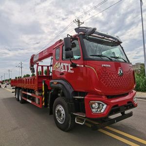 Grúa Montada en Camión Sinotruk de 12 Toneladas y 320 HP con Brazo Recto, Venta Directa de Fábrica, Personalizada para Elevación de Materiales de Construcción - Product Image 3
