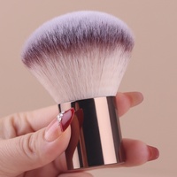 Pinceaux de maquillage professionnels Kabuki pour fond de teint et anticernes, pinceau de contour avec manche, design portable