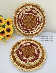 Eco-friendly Natural Woven Corn Bran Round Tablemat Tea Cup Mat Straw <b>Rattan</b> <b>Placemat</b> Heat Insulation Coasters from Vietnam - Product Image 3