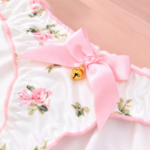Braguitas de Tanga Florales Lindas para Mujer, Ropa Interior Sexy de Talle Bajo con Detalle de Perlas y Lazo Dulce, Material de Poliamida Sin Costuras - Product Image 2