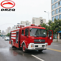 Camion de pompiers d'intervention d'urgence XDR DONGFENG 4x2, Nouveau modèle à succès, Pompier diesel 8000L eau et mousse, Portée maximale 60m