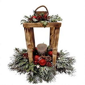 Lanterne à bougie artisanale en bois de style farmhouse avec panneaux en verre et impression personnalisable pour la décoration intérieure/extérieure - Product Image 2
