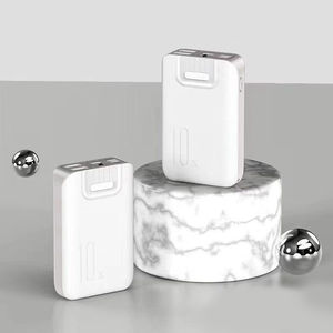 Batterie externe de haute qualité à affichage numérique multi-entrées, 10000 mAh, grande capacité, logo personnalisé - Product Image 3