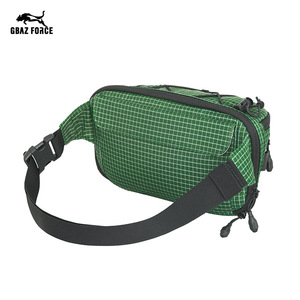 Sac de taille Gbaz Force pour téléphone portable, en nylon camouflage, avec sangle réglable, vert, rouge, bleu, collection Printemps 2025 - Product Image 1