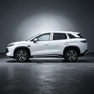 BYD Song L DM-i Edición Glory Blanca, SUV Híbrido Enchufable de 5 Plazas con 112 km de Autonomía Eléctrica - Product Image 4