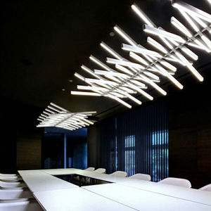 Lámparas Colgantes Nórdicas para Sala de Estar, Decorativas para <span class=keywords><strong>Restaurante</strong></span>, Araña Lineal con Diseño de Espina de Pescado, Lámpara Colgante de Tira - Product Image 1