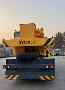 Grúa Hidráulica Usada Premium de 30 Toneladas con Pluma Principal de 35m y Brazo de 9m, Impulsada por Motor Weichai Nacional III - Product Image 4