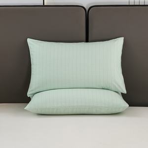 Taie d'oreiller rectangulaire brodée en coton biologique et fibre d'argent, pour mise à la terre ESD, sommeil sain, usage hospitalier - Product Image 1