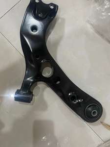 La suspension automatique de haute qualité partie le bras de commande inférieur avant OEM 48069-42050 48068-42050 pour RAV4 - Product Image 5