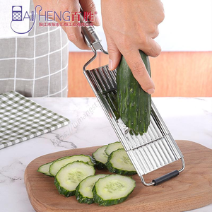 Vente en gros DD1129 Coupe-légumes multifonctionnel remplaçable à 3 lames, râpe à fromage, trancheuse à citron en acier inoxydable - Product Image 4