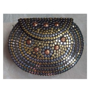 Sac à main en métal pour le soir en Inde, pour un usage quotidien - Product Image 5