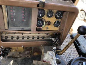 Bulldozer Usado D10N con Capacidad de Aplicación de Aserrín de 10 m y Alta Eficiencia Operativa - Product Image 6
