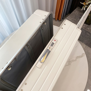 Set di <span class=keywords><strong>Valigie</strong></span> Alla Moda 20/24/28 Pollici, 3 Pezzi <span class=keywords><strong>Dimensioni</strong></span> Standard Internazionali, Valigia con Cerniera in PC Modello Trendy - Product Image 3