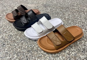 Chanclas <span class=keywords><strong>De</strong></span> piel sintética con logotipo personalizado para Mujer, Chanclas <span class=keywords><strong>De</strong></span> goma EVA con doble correa, nuevas, venta al por mayor - Product Image 5