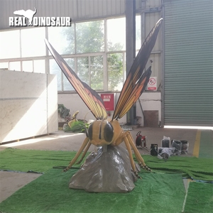 Modelo de Insecto, Libélula, Escultura Metálica para Uso en Interiores/Exteriores en Zoológicos, Jardines Botánicos, Centros Comerciales y Parques de Aventuras - Product Image 2