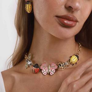 Collier Rétro pour <span class=keywords><strong>Femme</strong></span>, Style Peinture à l'Huile Médiévale, avec Pendentifs Fille, Diamant, Papillon, Libellule, Scarabée, Grillon, Abeille - Product Image 4
