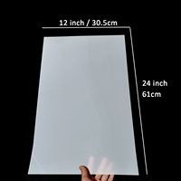 Feuille de PET haute précision, revêtement antistatique, bord lisse, fabrication facile, résistant à la rouille, emballage stable, entretien minimal, découpe