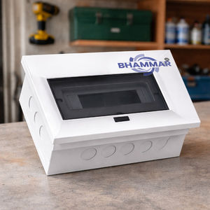 Caja de Distribución Modular MCB (Modelo KK30 de Doble Puerta) con Barra Neutra para Uso Industrial, Proveedor Mayorista de la India - Product Image 2