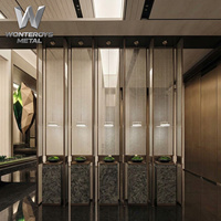 Paravent en verre ondulé personnalisé avec cadre en acier inoxydable 304, séparateur de pièce moderne pour bureau, hôtel, villa, décoration intérieure
