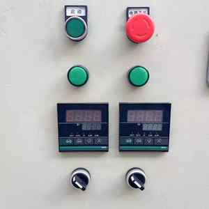 Machine industrielle mobile électrique automatique de fusion et de remplissage de cire, distributeur de paraffine chaude, système de distribution de cire pour bougies - Product Image 3