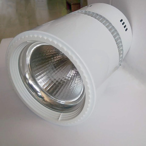 ไฟสปอร์ตไลท์ LED แบบติดตั้งบนพื้นผิว 70W 80W 90W 100W ขนาด 8 นิ้ว ชุดดาวน์ไลท์แบบ COB สีดำ สีขาว สำหรับใช้ในเชิงพาณิชย์ - Product Image 4