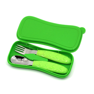 <span class=keywords><strong>Numnum</strong></span> Bébé Cuillères Ensemble 2pc Boîte En Plastique Emballage En Acier Inoxydable Bébé <span class=keywords><strong>Cuillère</strong></span> et Fourchette Ensemble - Product Image 2