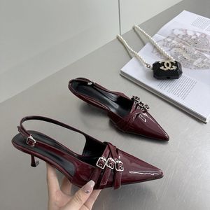 Service d'approvisionnement 1688 FTS – <span class=keywords><strong>Sandales</strong></span> slingback à talon chaton, bout pointu, double boucle, en <span class=keywords><strong>cuir</strong></span> verni multicolore, livraison DDP - Product Image 1