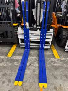 <span class=keywords><strong>3</strong></span> <span class=keywords><strong>Ton</strong></span> 5 <span class=keywords><strong>Ton</strong></span> Heftruck Met Enkele Dubbele Pallets Handlers Materiaal Overhandigen Apparatuur Meerdere Belasting Handlers - Product Image 2